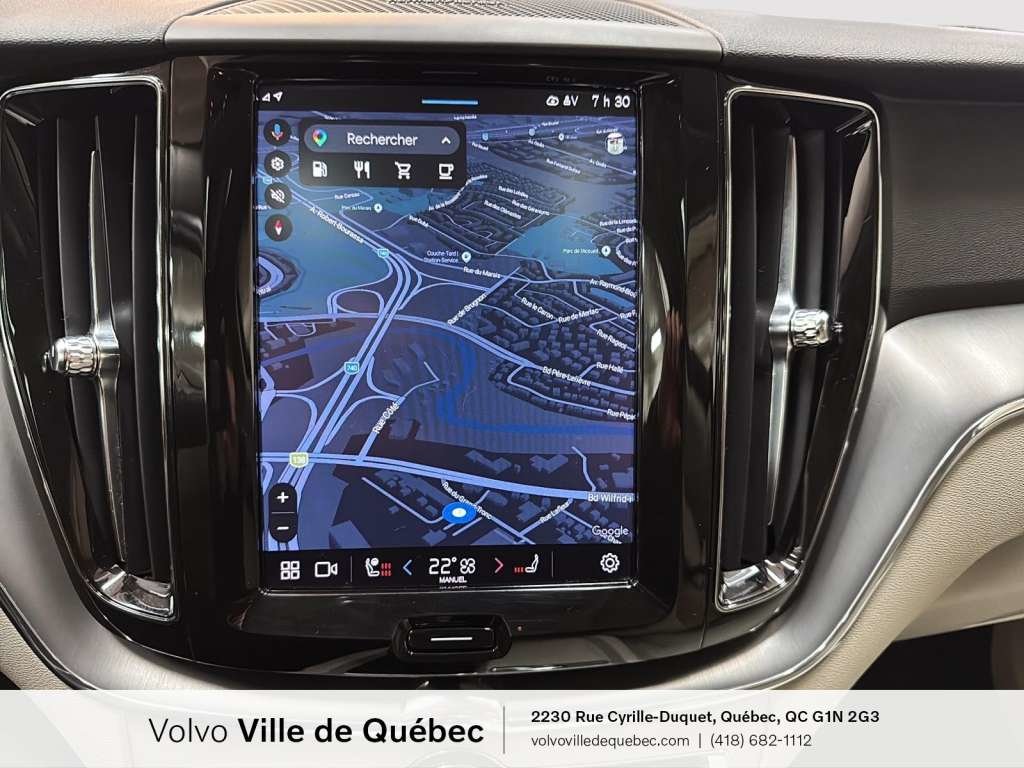 Volvo XC60 Momentum 2022-19