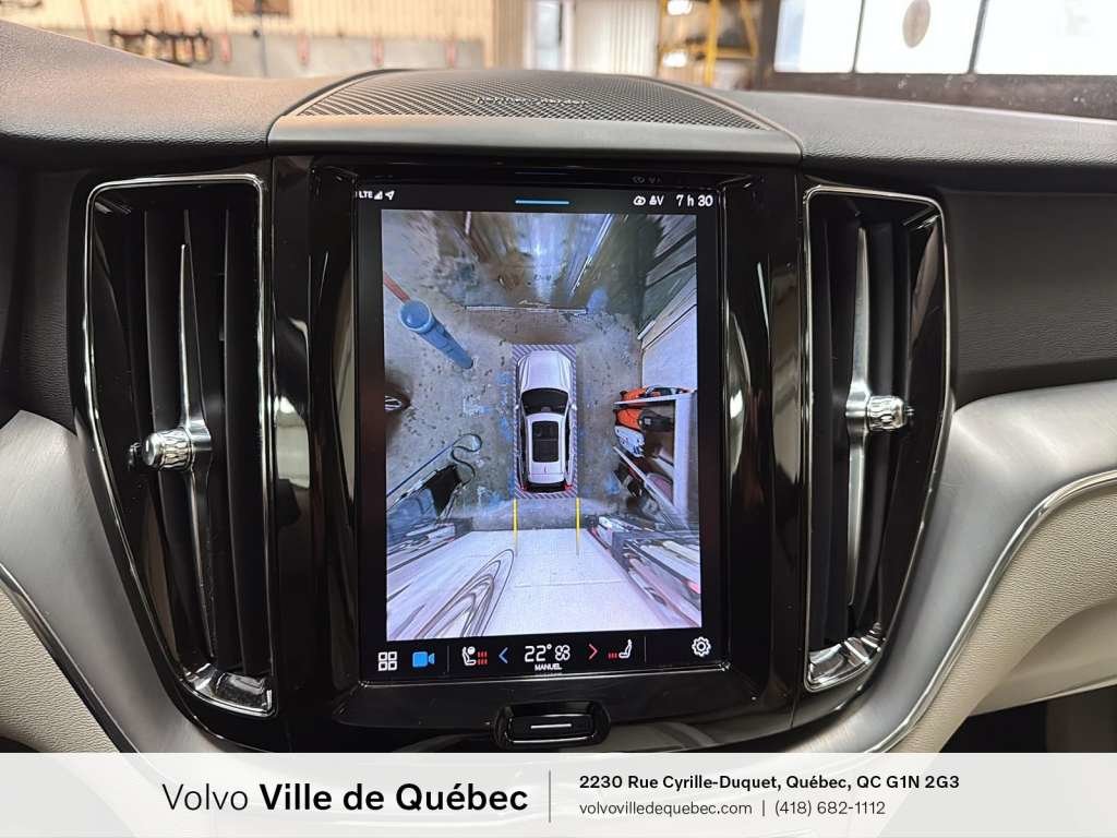 Volvo XC60 Momentum 2022-22