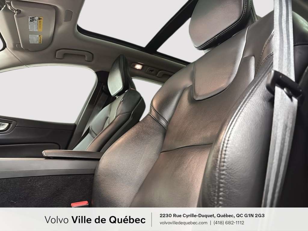 2022 Volvo XC60 Inscrptn Expr Rchrg-8