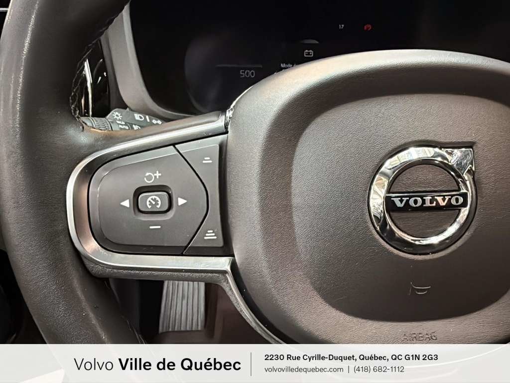 2022 Volvo XC60 Inscrptn Expr Rchrg-12