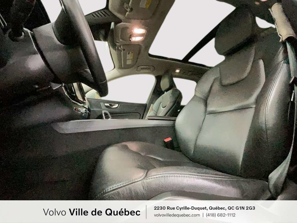 Volvo XC60 Inscrptn Expr Rchrg 2022-1