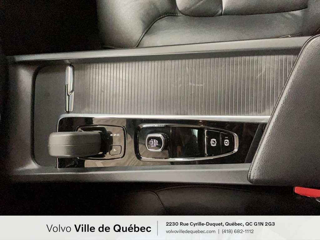Volvo XC60 Inscrptn Expr Rchrg 2022-25