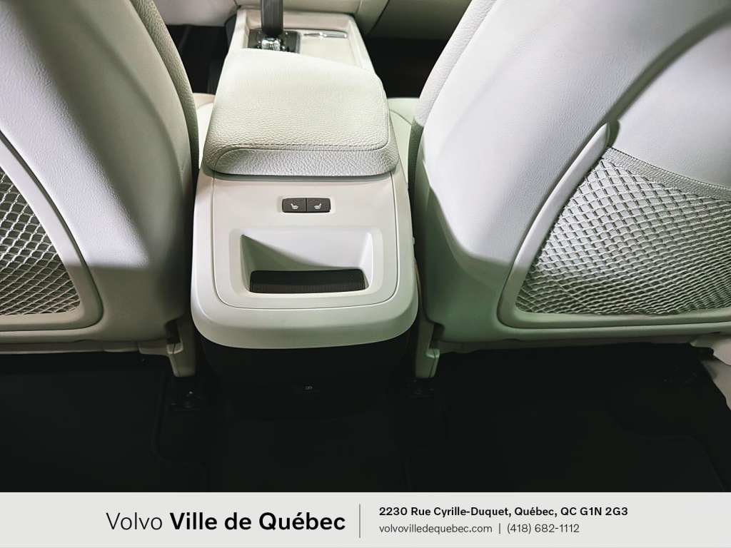 Volvo XC60 Momentum 2022-14