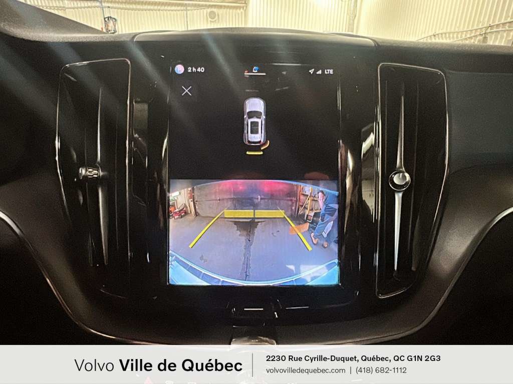 Volvo XC60 Momentum 2022-18