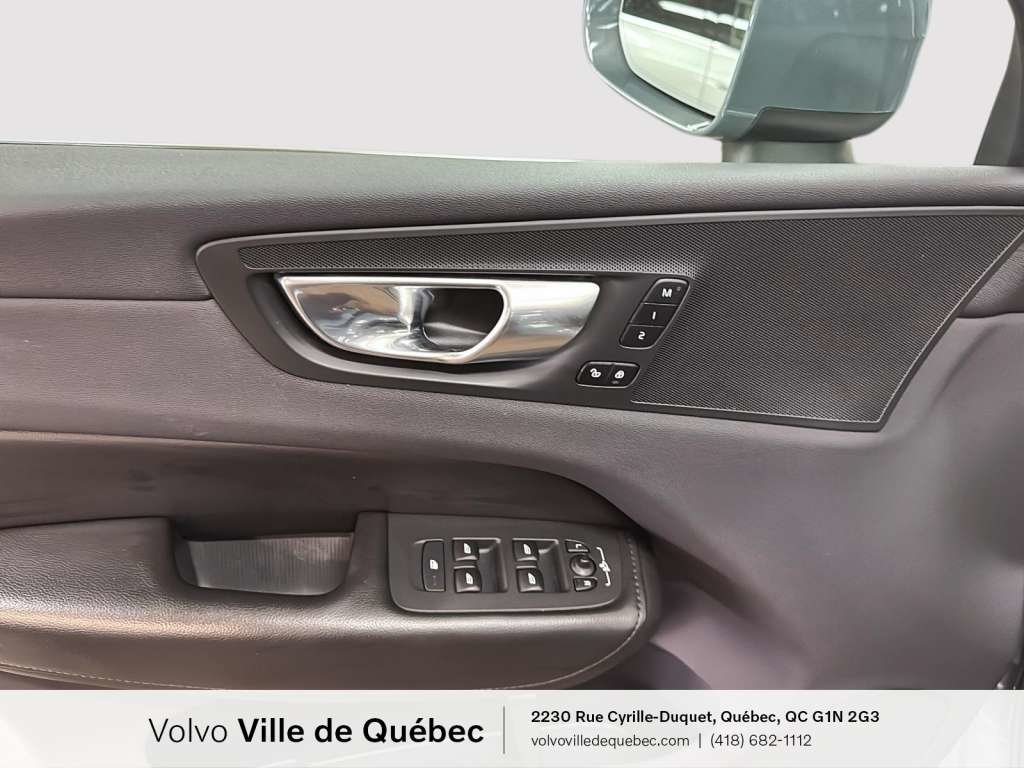 Volvo XC60 Recharge Core 2023-6