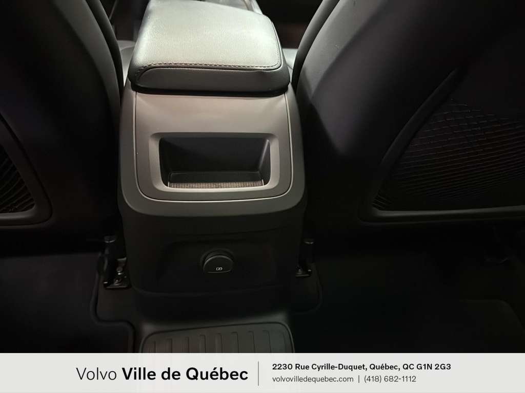 Volvo XC60 Recharge Core 2023-14