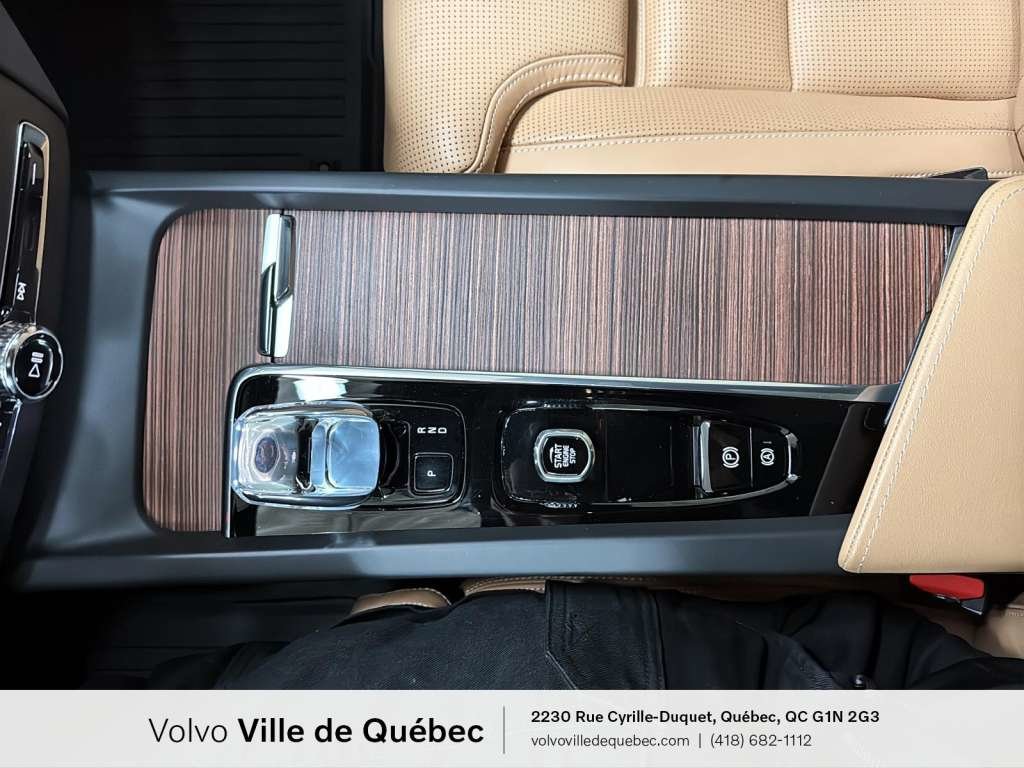 Volvo XC60 Ultimate B6 2023-23