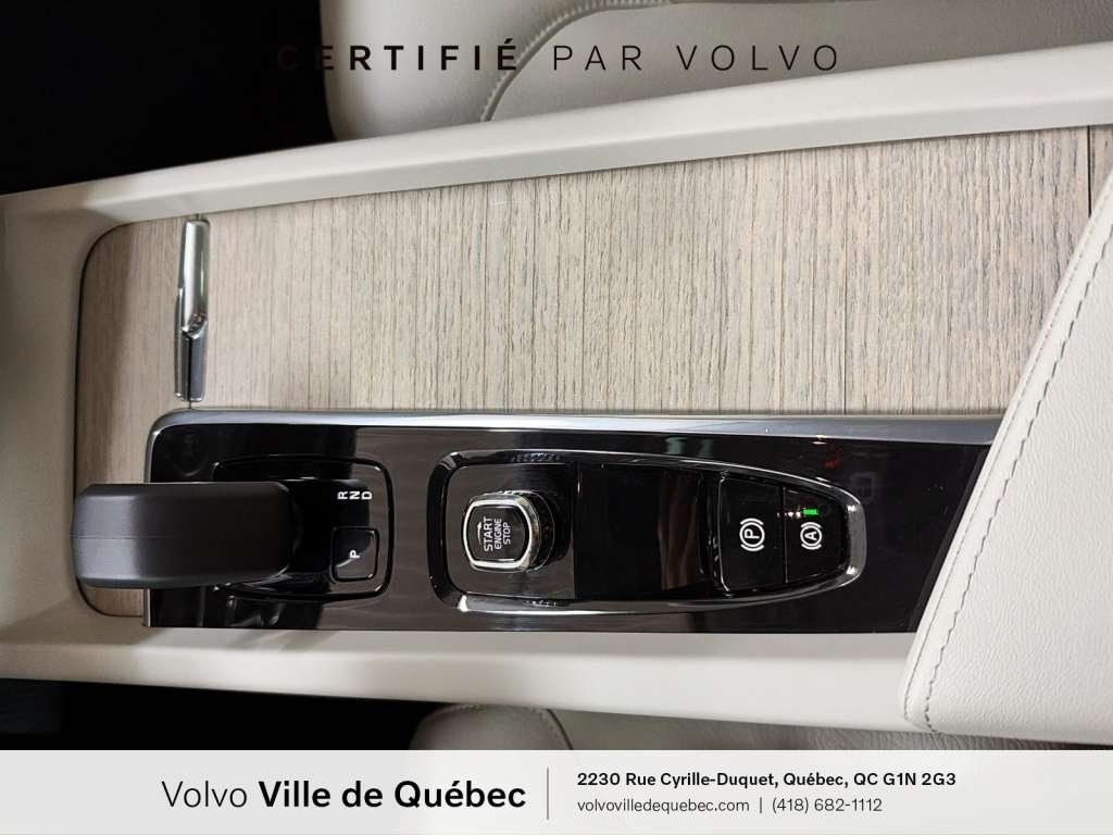 Volvo XC60 Plus Dark B6 2023-18
