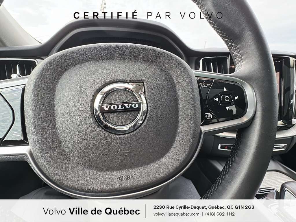 Volvo XC60 Recharge Plus 2025-13