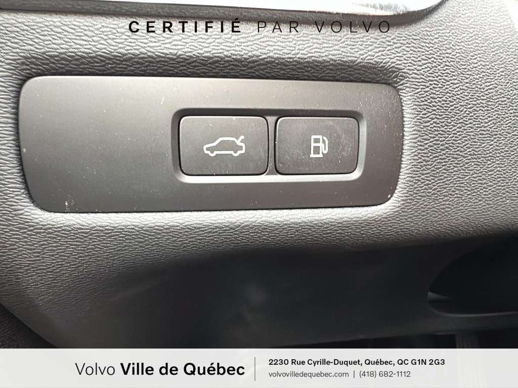 Volvo XC60 Recharge Plus 2025-19