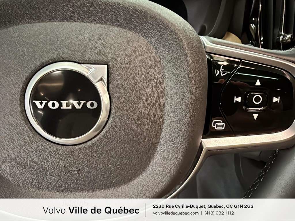 2026 Volvo XC60 B5 - Core-11