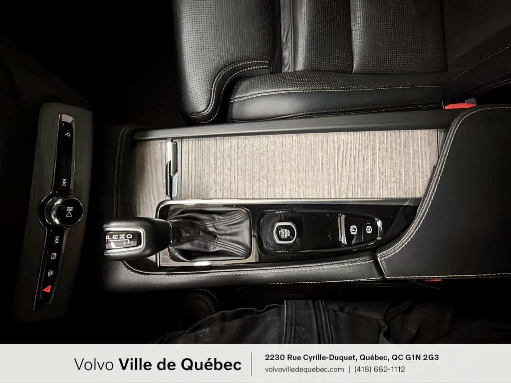 2022 Volvo XC90 Inscription-23