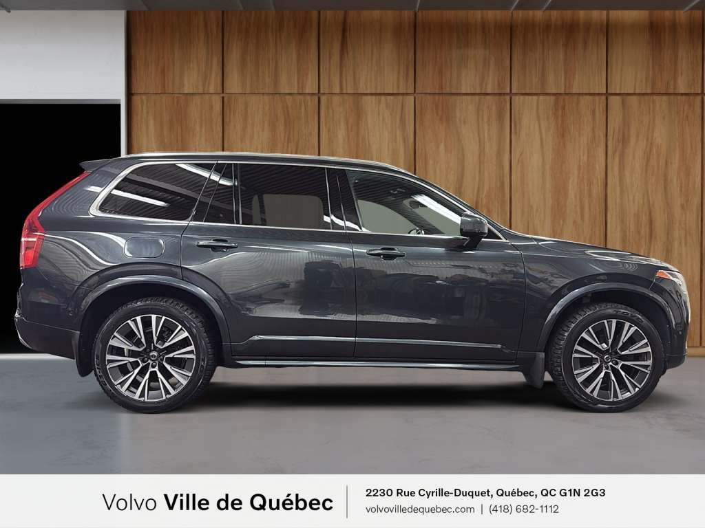 2022 Volvo XC90 Momentum-3
