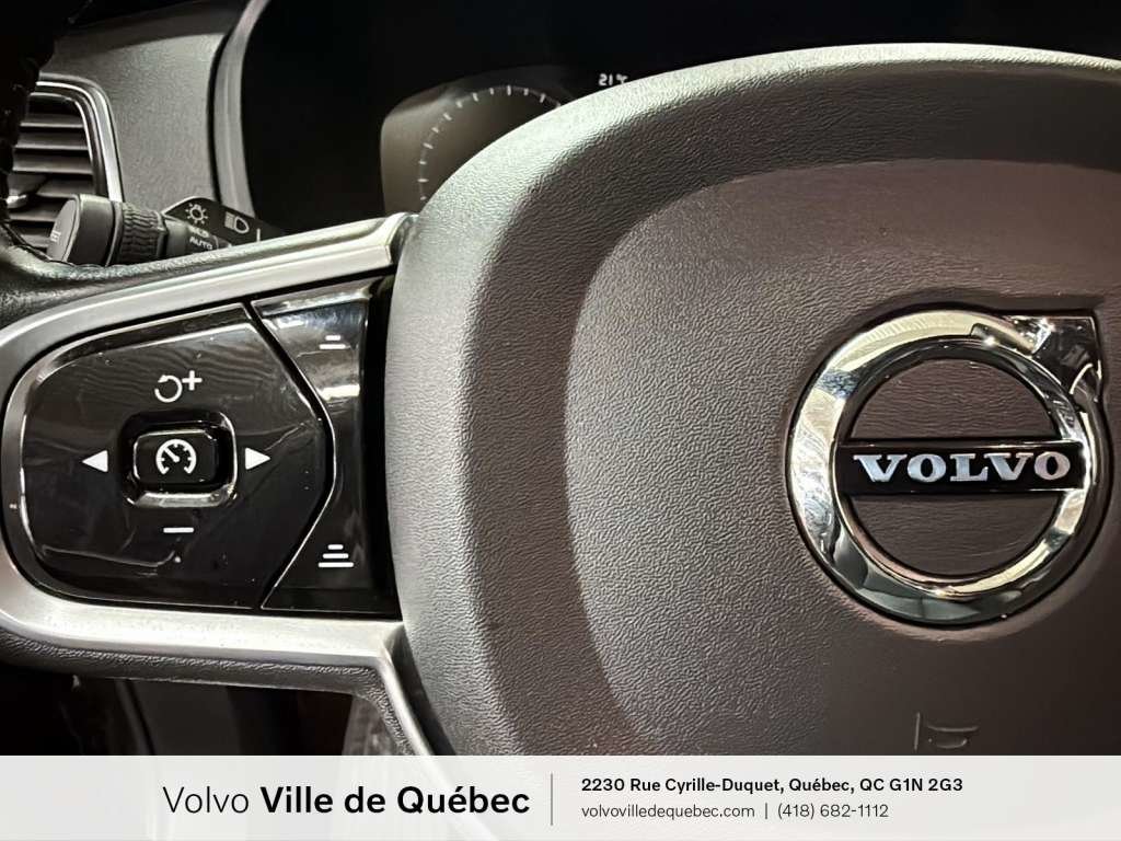 2022 Volvo XC90 Momentum-11