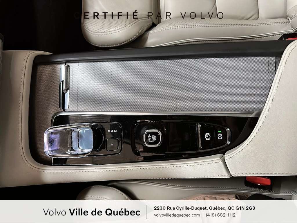 2023 Volvo XC90 Ultimate Dark-18