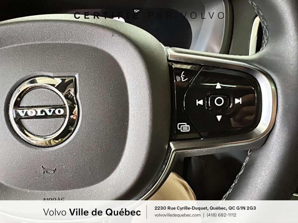 2023 Volvo XC90 Ultimate Dark-12