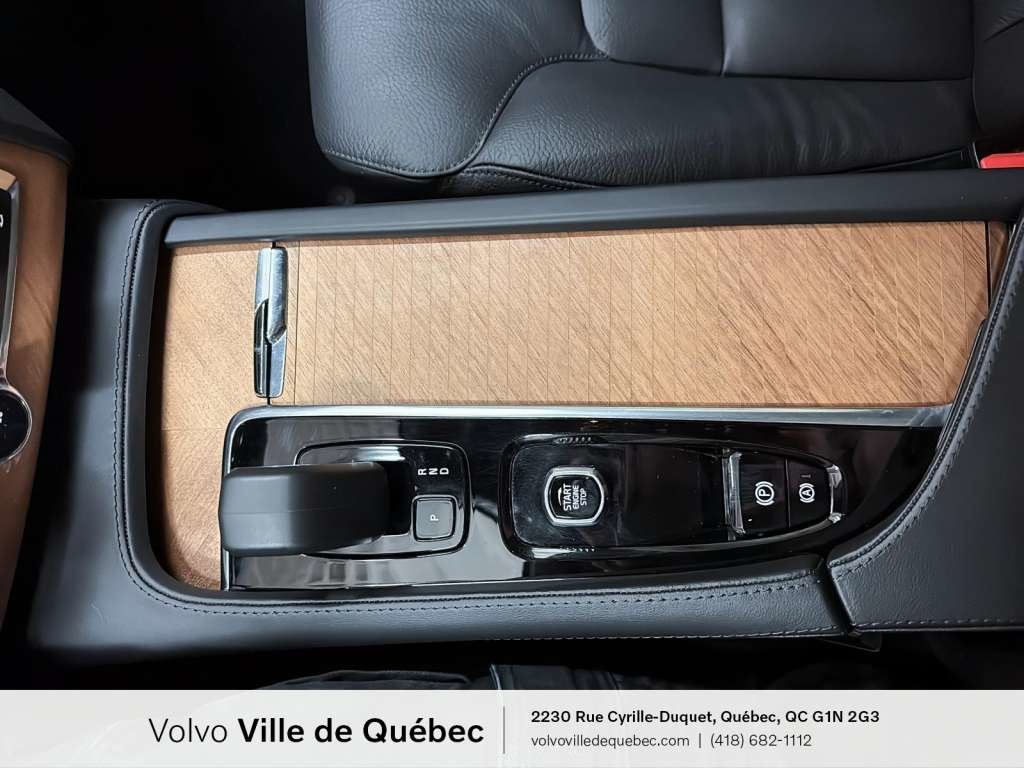 2024 Volvo XC90 Recharge Core-17