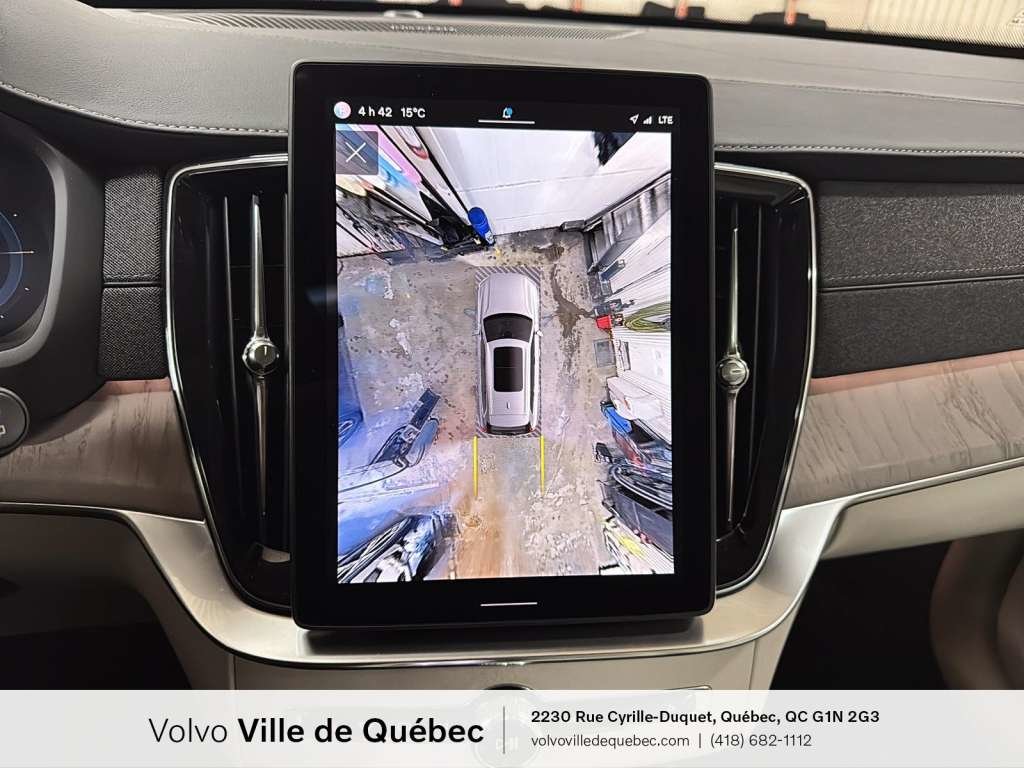 2025 Volvo XC90 Recharge Ultra-23