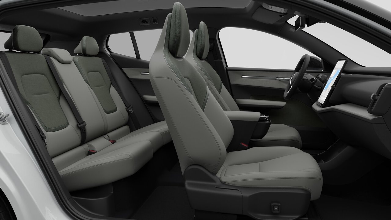 Volvo EX30 Cross Country Ultra 2026-12