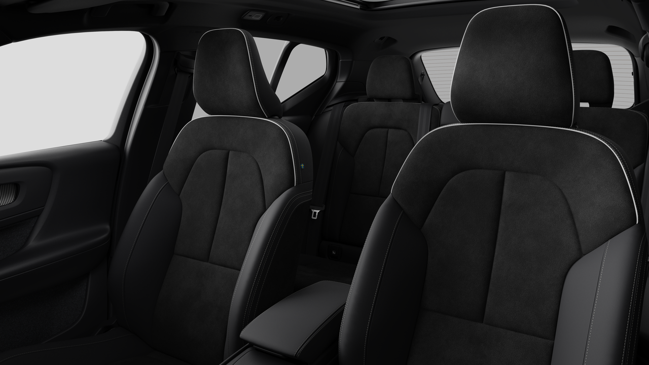 Volvo EX40 Twin Motor, Ultra Black Edition 2026-11