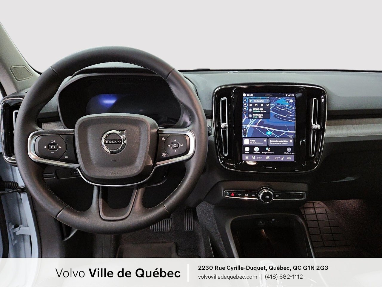 Volvo XC40 Plus Dark Theme 2026-10