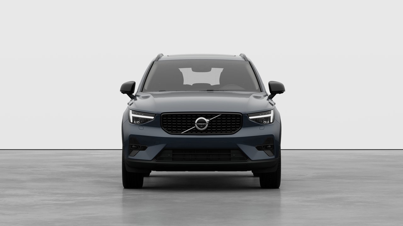 Volvo XC40 Plus (Dark Theme) 2026-4