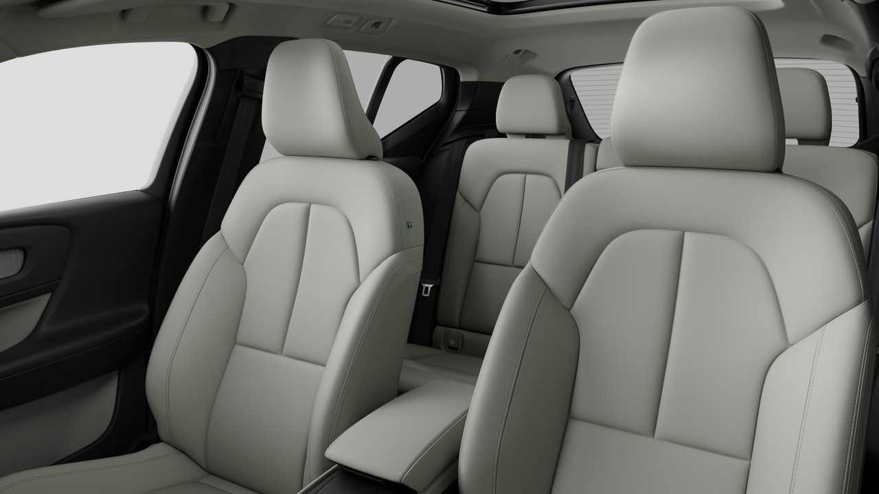 Volvo XC40 Plus (Dark Theme) 2026-11