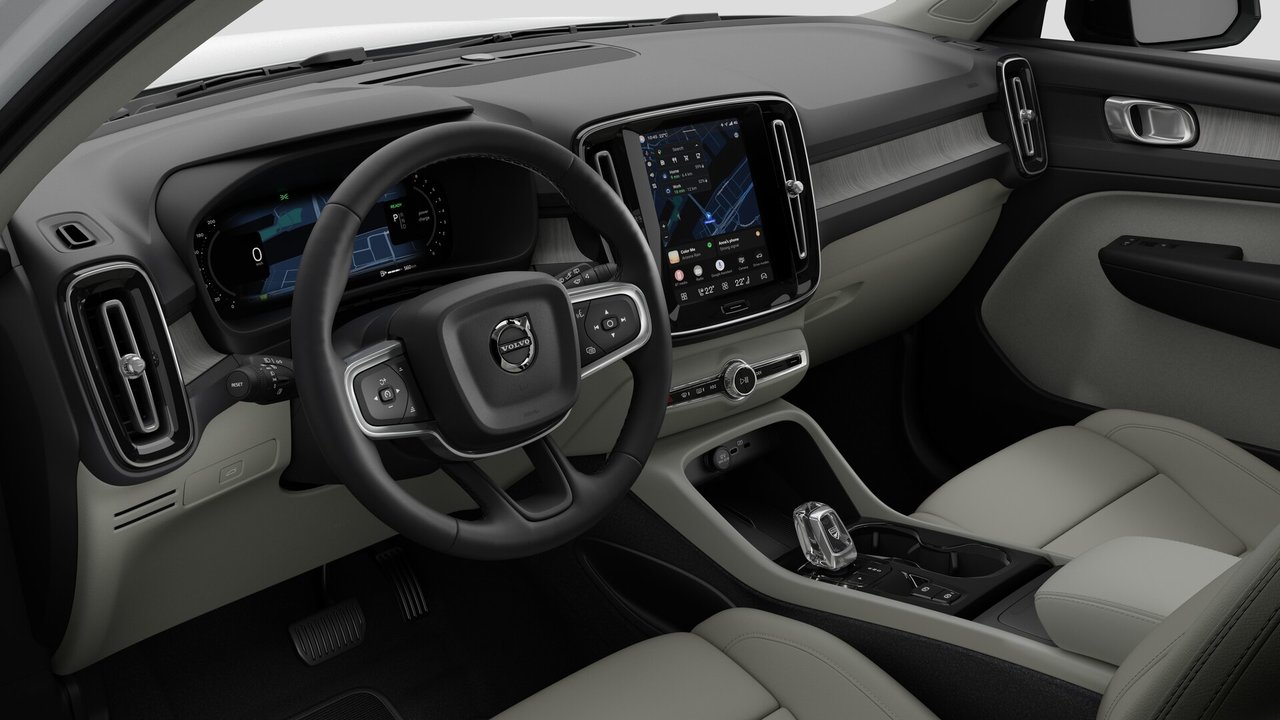 Volvo XC40 Plus (Dark Theme) 2026-9