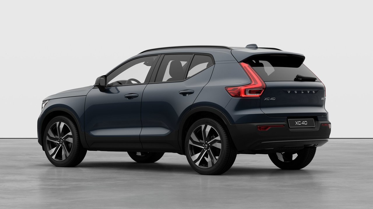 Volvo XC40 Ultra (Dark Theme) 2026-1