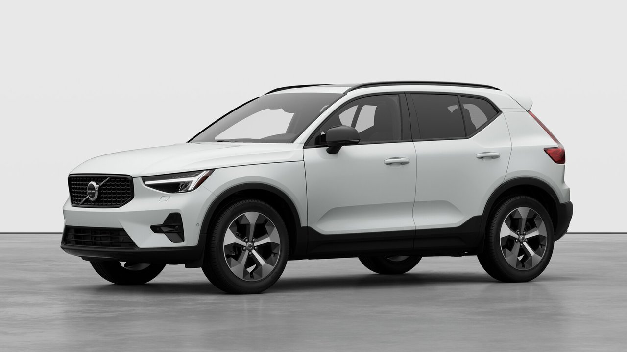 Volvo XC40 Plus (Dark Theme) 2026-0