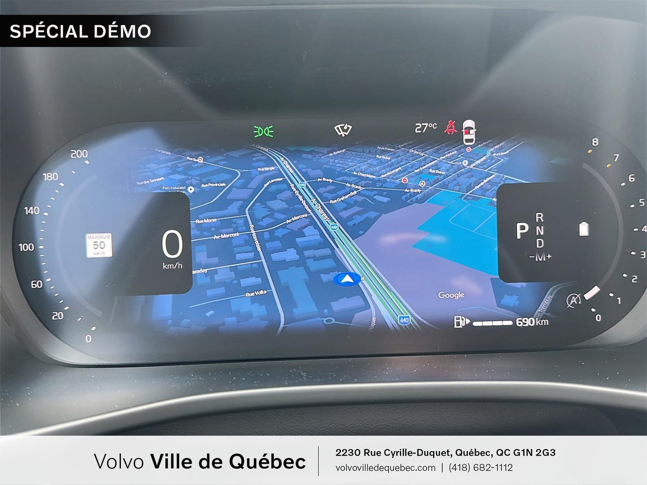 2026 Volvo XC40 Plus Dark Theme-14