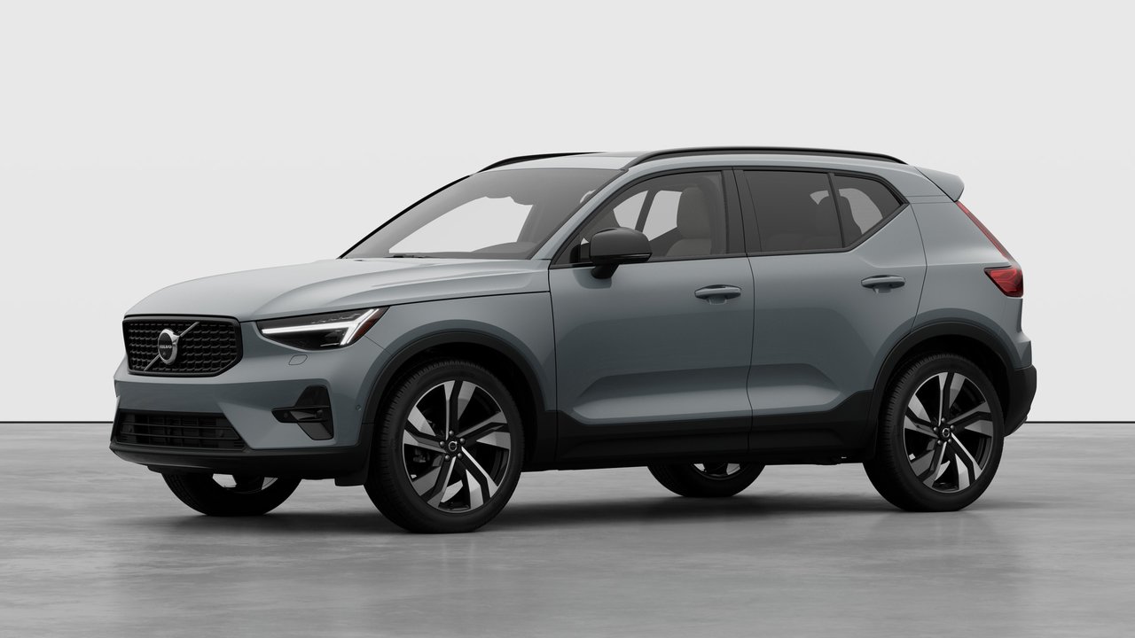 2026 Volvo XC40 Ultra (Dark Theme)-0