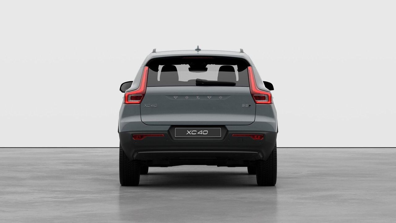 Volvo XC40 CORE DARK THEME 2026-5