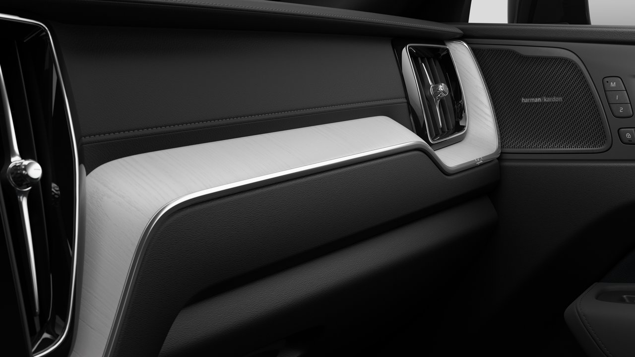 Volvo XC60 ULTRA DARK THEME 2026-8