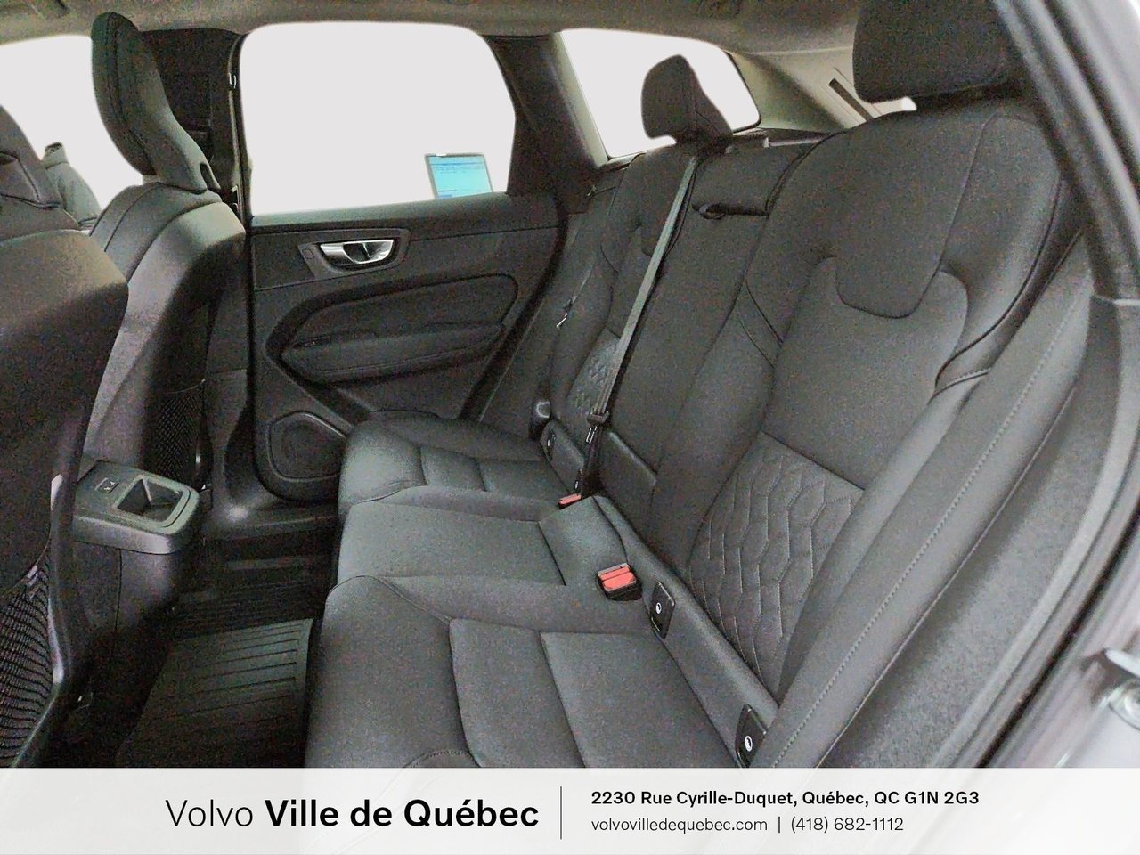 Volvo XC60 Core Dark Theme 2026-9