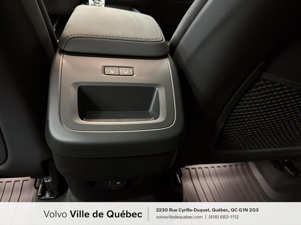 2026 Volvo XC60 Plus Dark Theme-10