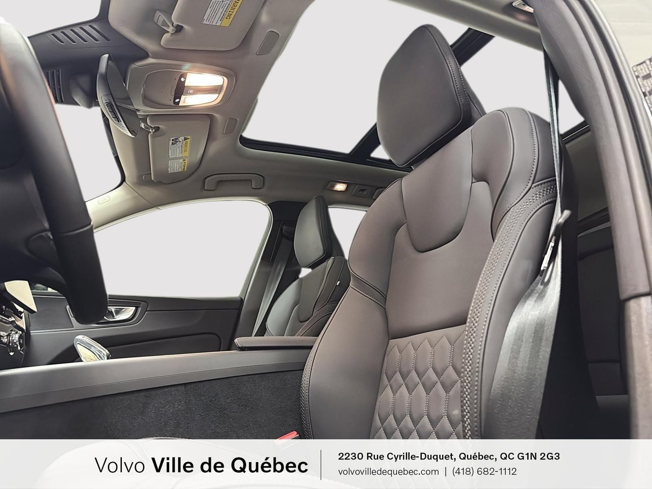 2026 Volvo XC60 Plus Dark Theme-8