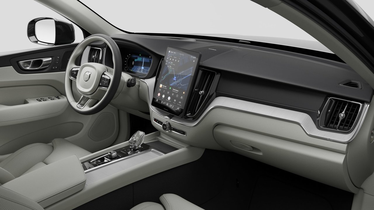 2026 Volvo XC60 ULTRA DARK THEME-9