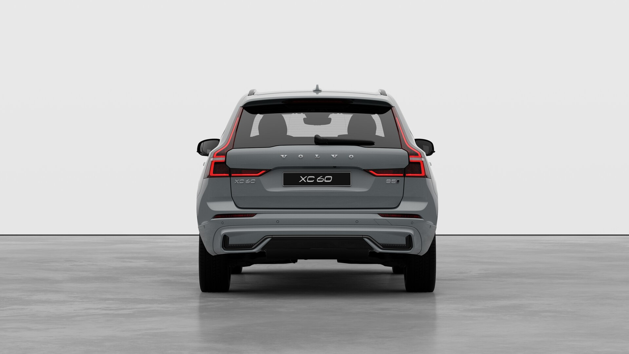 2026 Volvo XC60 PLUS DARK THEME-5