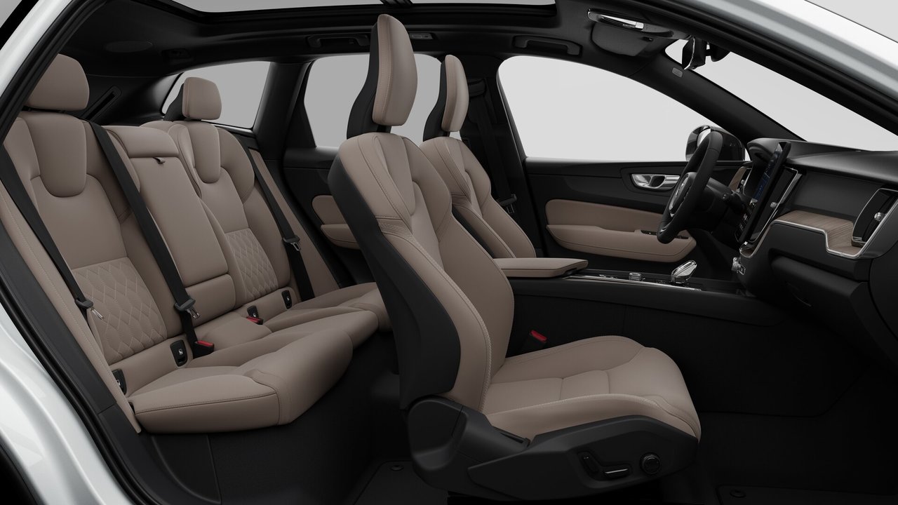 Volvo XC60 PLUS DARK THEME 2026-12