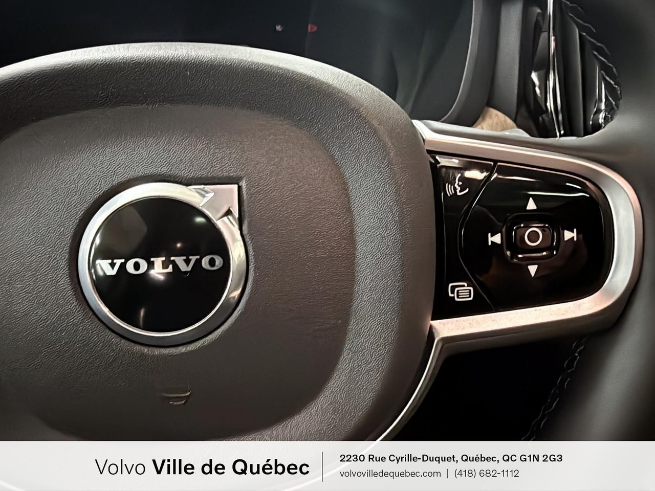 2026 Volvo XC60 Plus Dark Theme-11