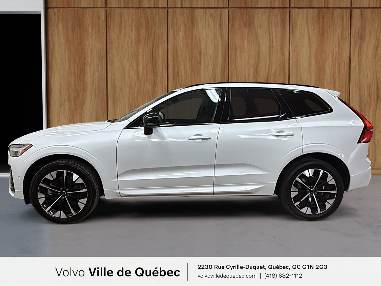 2026 Volvo XC60 Plus Dark Theme-5