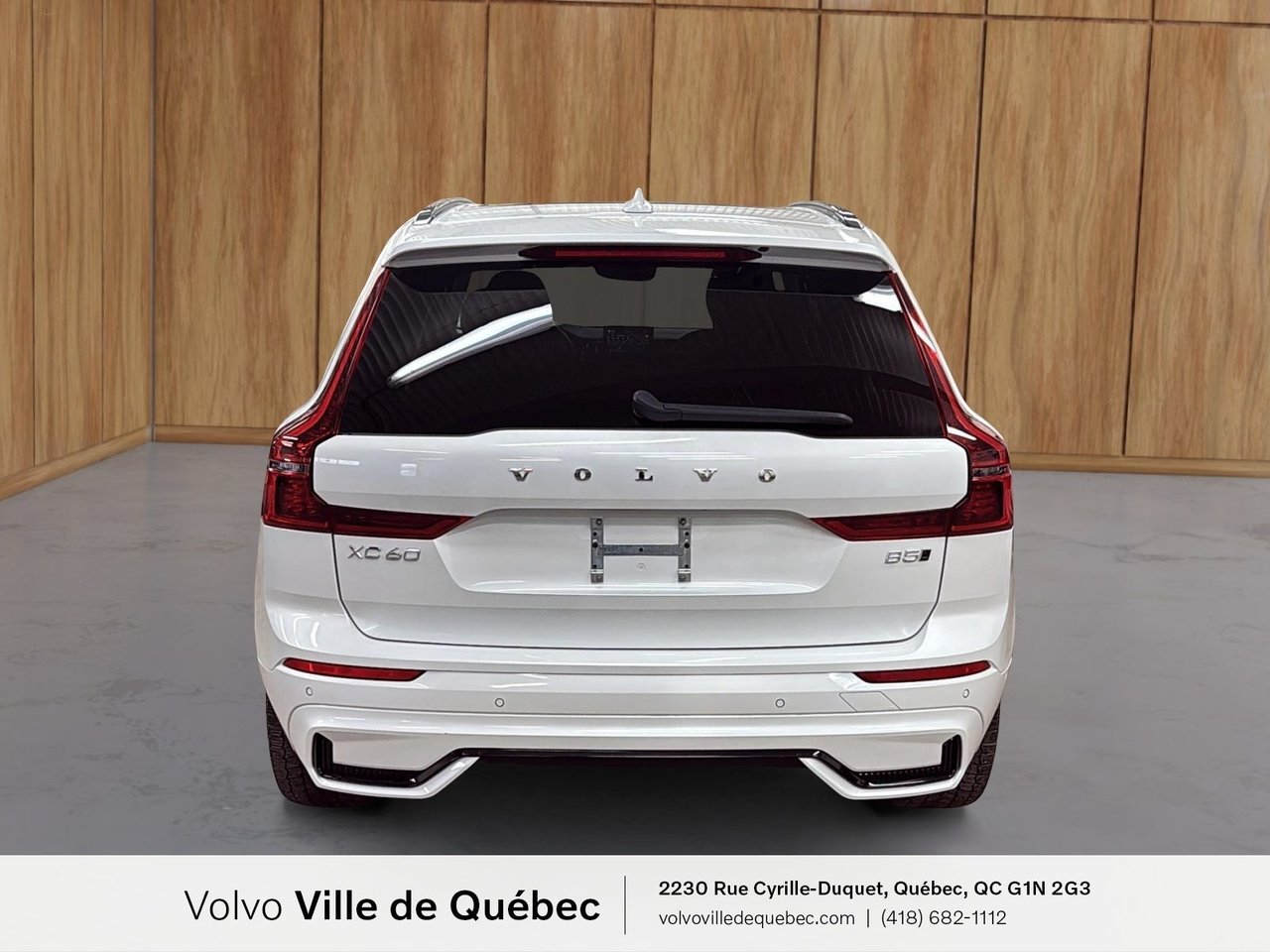 2026 Volvo XC60 Plus Dark Theme-4
