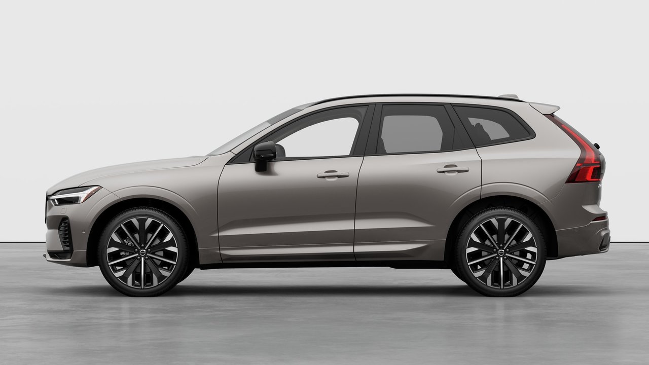 Volvo XC60 ULTRA DARK THEME 2027-7