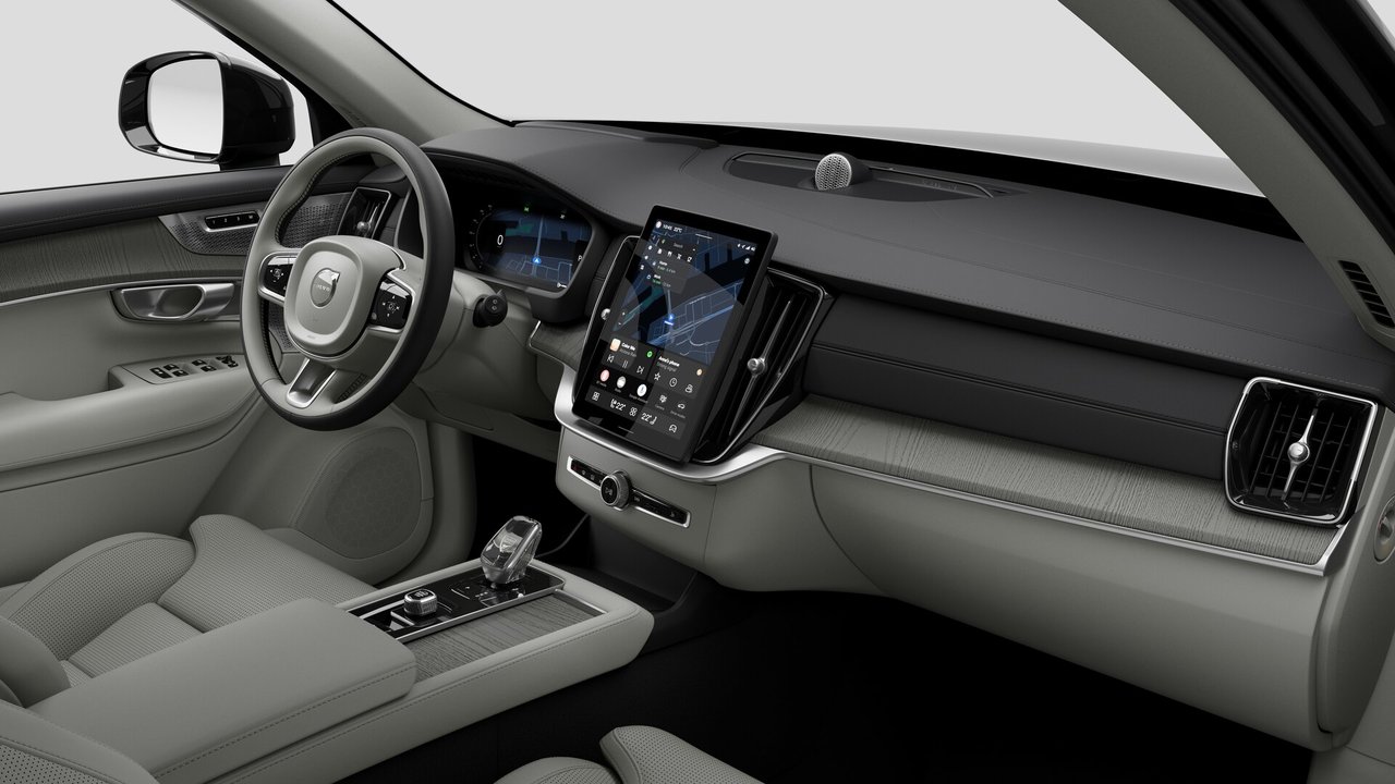 2027 Volvo XC90 Ultra 7-Seater (Dark Theme)-9