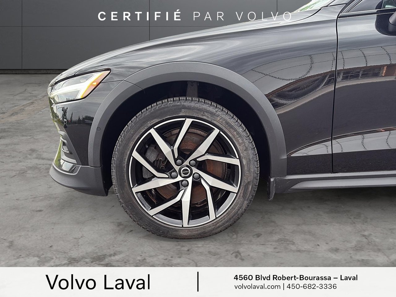 2022 Volvo V60 Cross Country BASE-6
