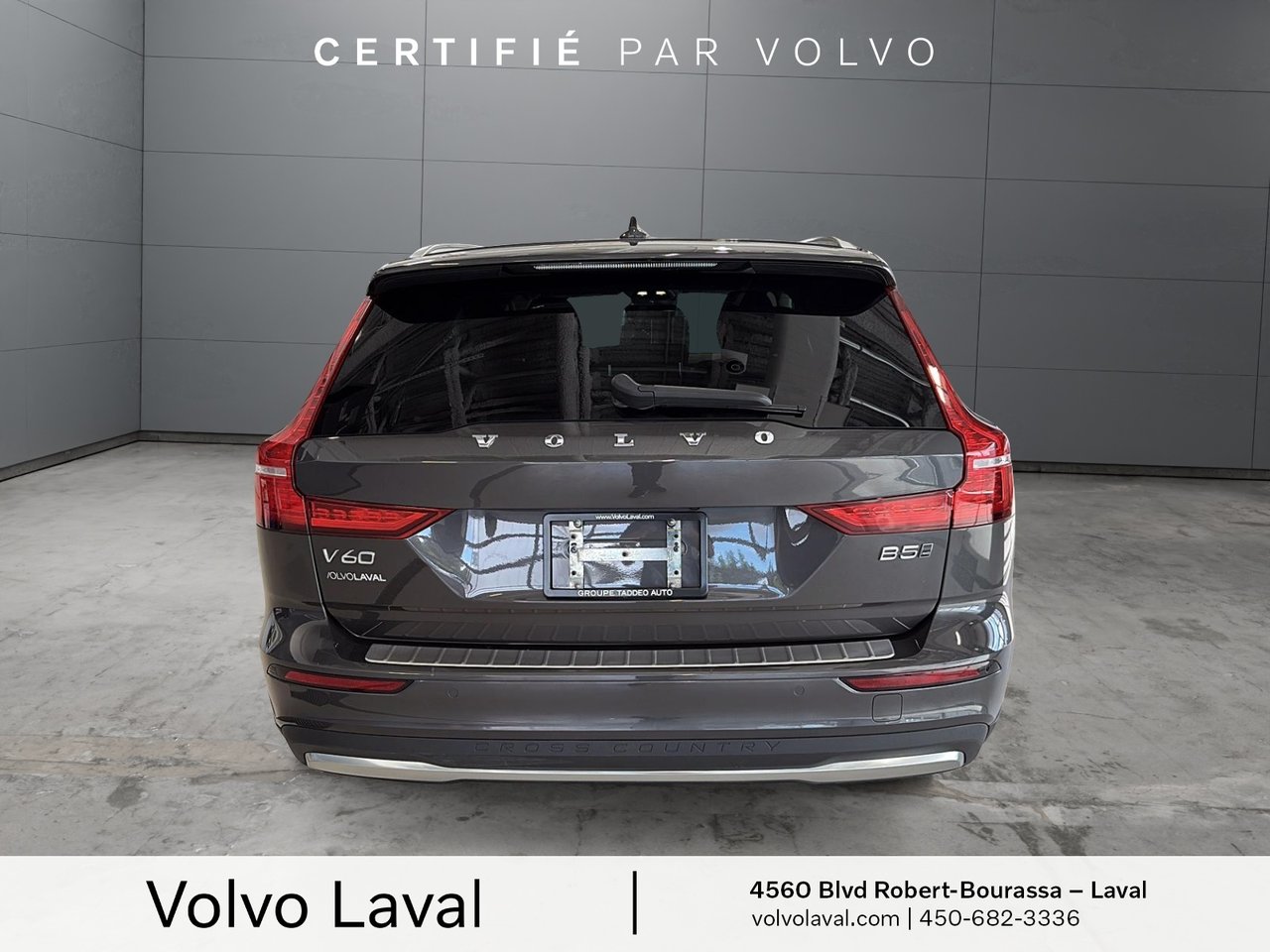 2023 Volvo V60 Cross Country Plus-4