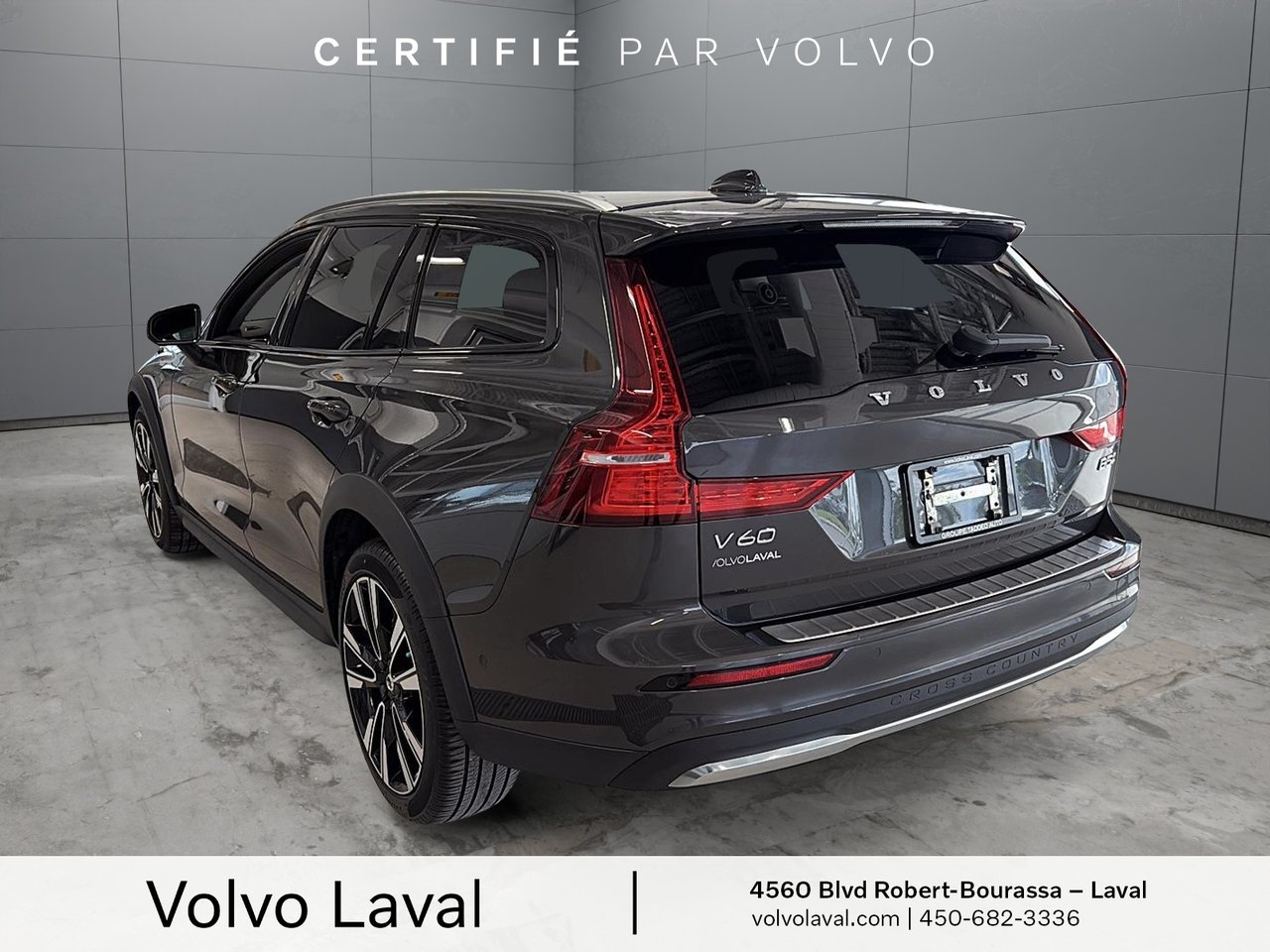 2023 Volvo V60 Cross Country Plus-6