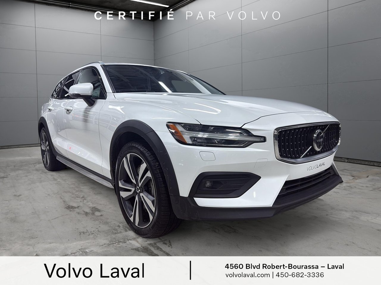 Volvo V60 Cross Country Ultimate 2024-2