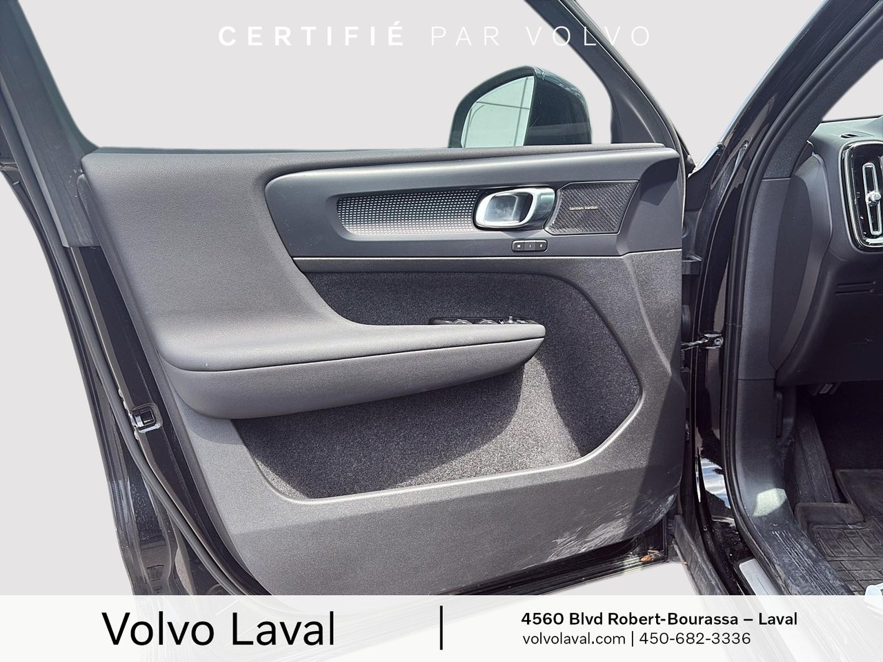 Volvo XC40 R-Design 2022-10